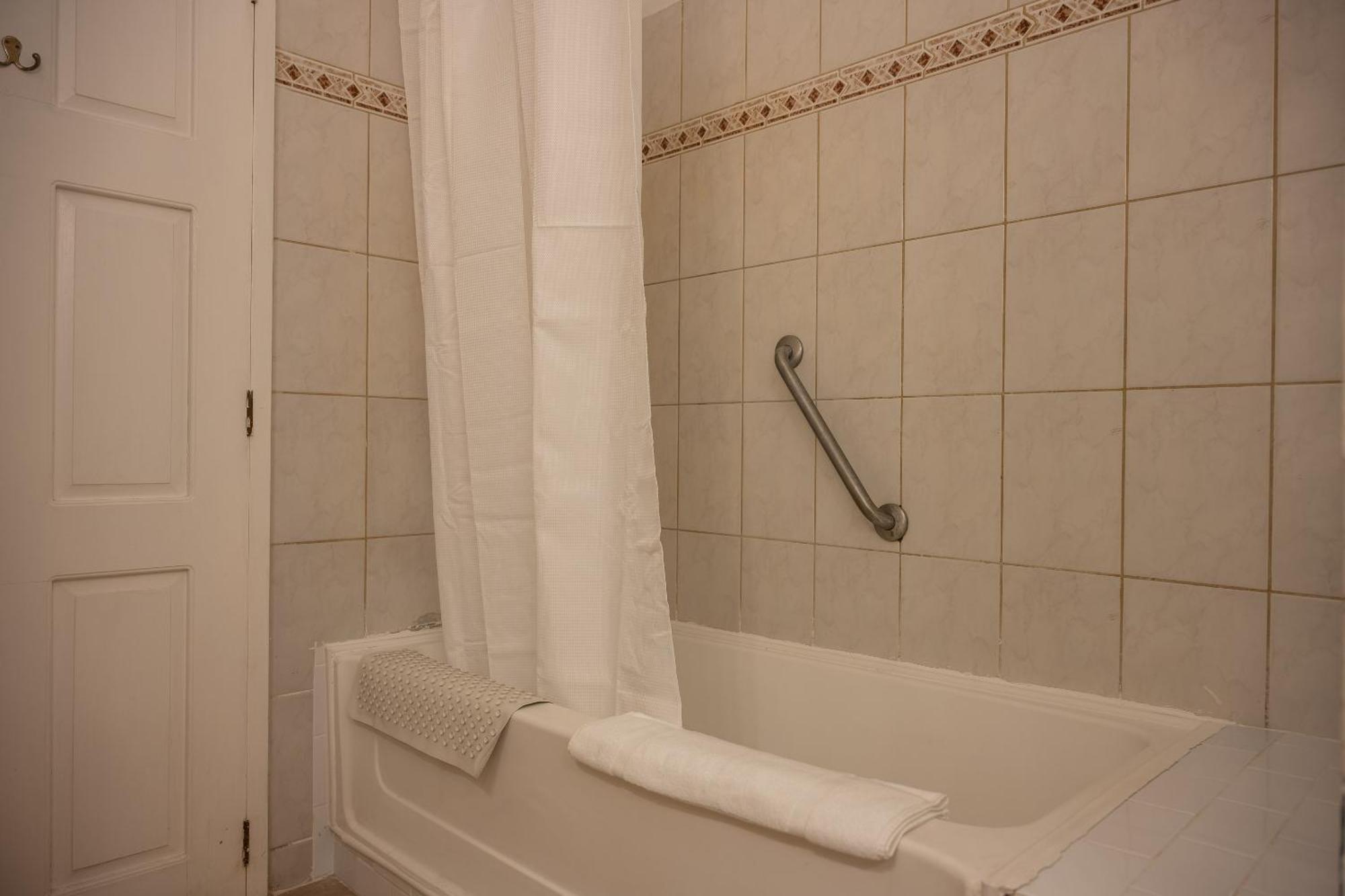 Grand Coastal Hotel Georgetown Extérieur photo
